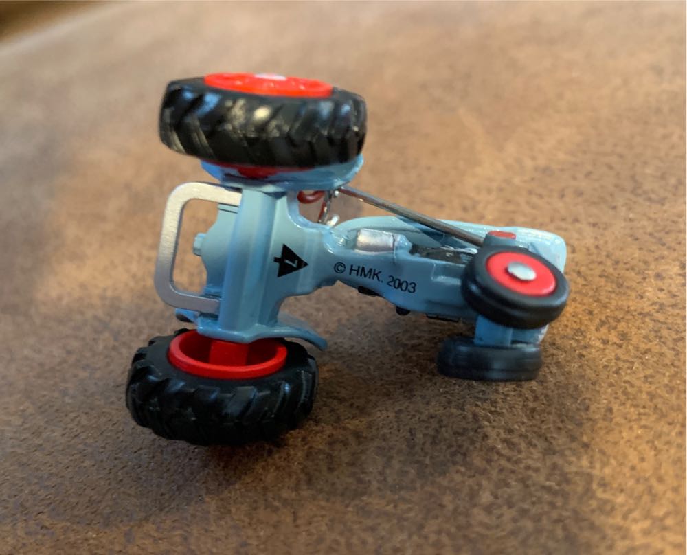 Miniature Antique Tractors #7 (2003) - Antique Tractors (Tractor, Mini) ornament collectible [Barcode 015012748833] - Main Image 4