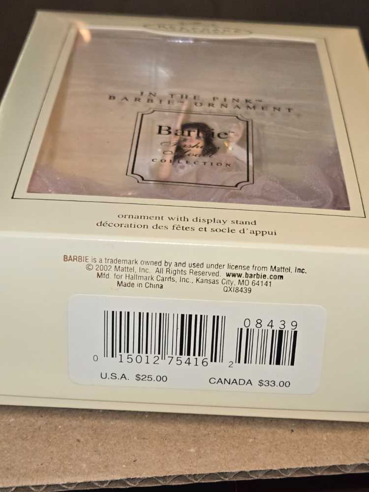 Barbie: Barbie In The Pink  2003 - Barbie (Barbie Fashion Model Collection) ornament collectible [Barcode 015012754162] - Main Image 3