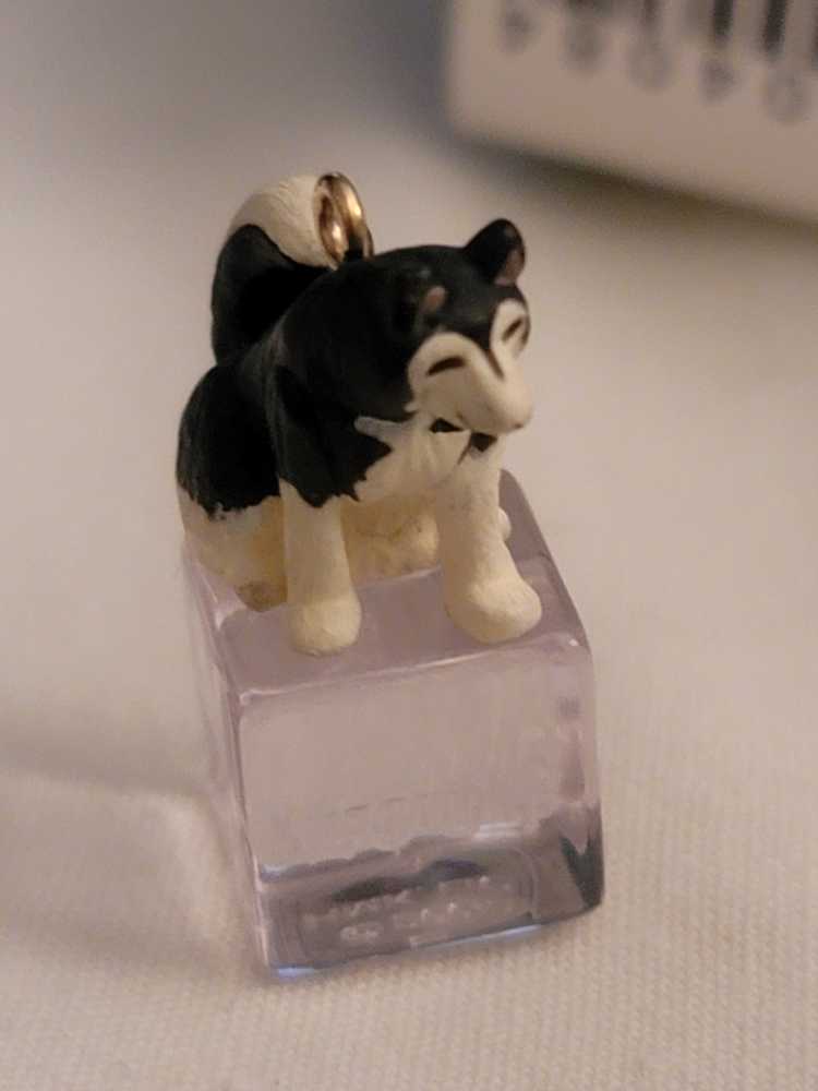 Miniature Ice Block Buddies #5 - Ice Block Buddies (5th In Series) ornament collectible [Barcode 015012781991] - Main Image 2