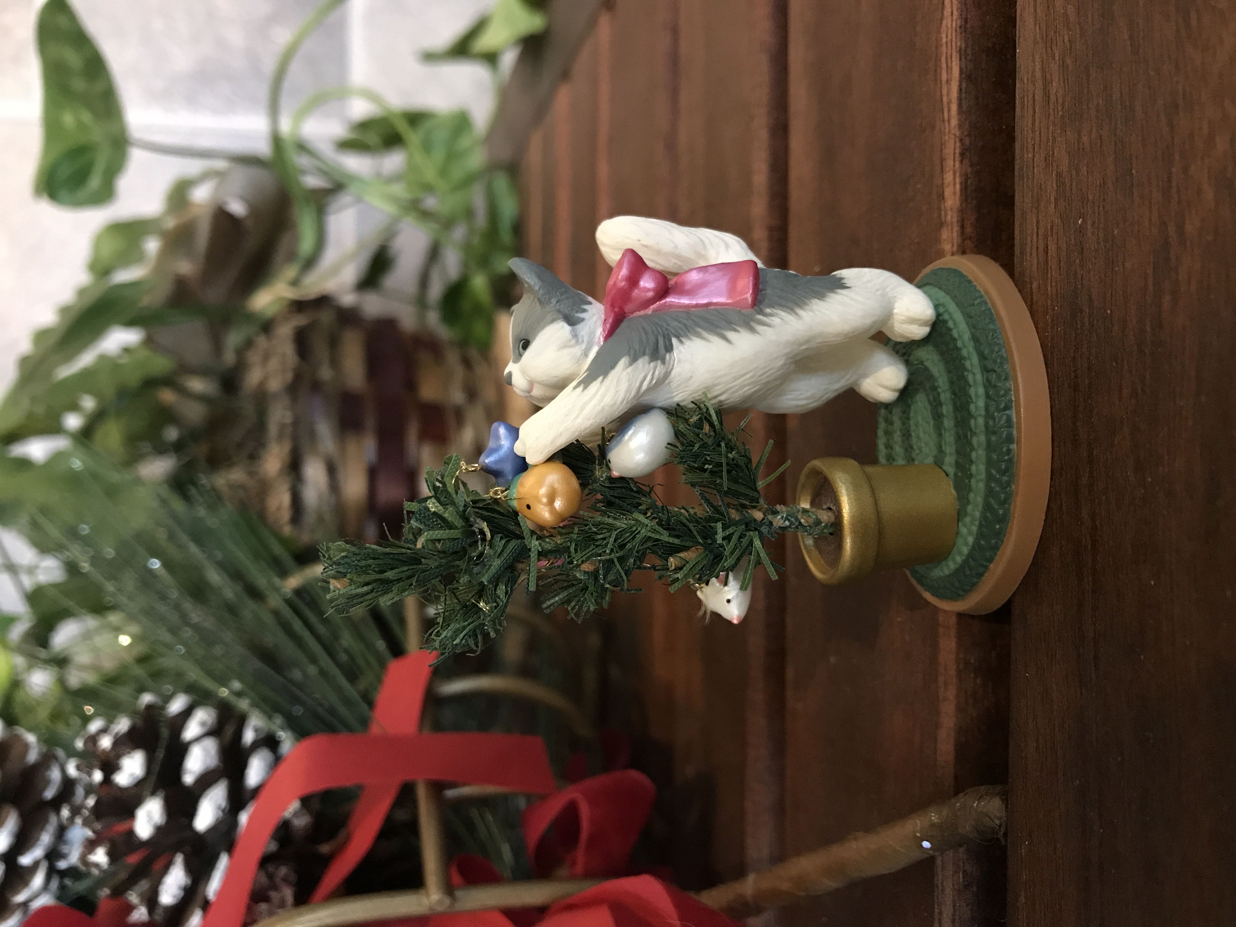 Mischievous Kittens  #6 - Mischievous Kittens (Collectible Series) ornament collectible [Barcode 015012783735] - Main Image 2