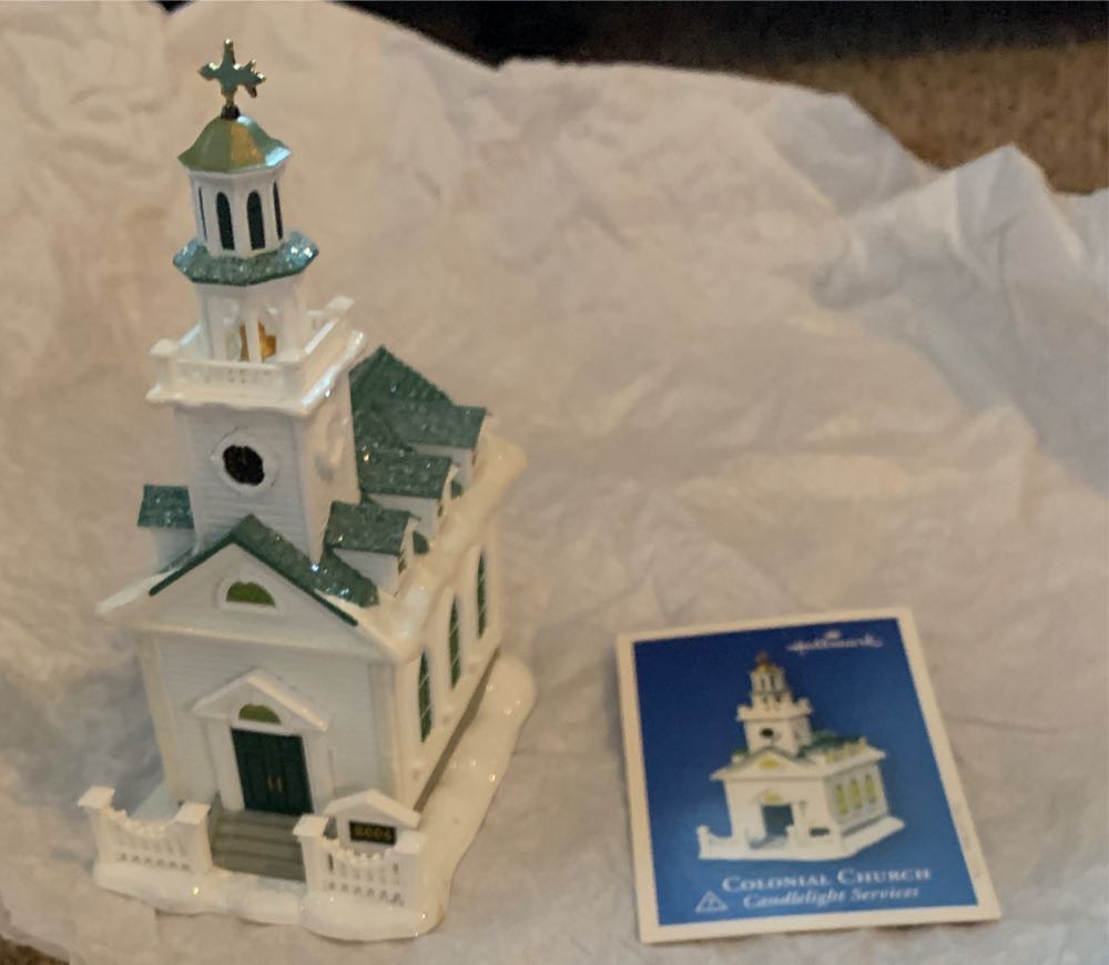 07 - Colonial Church - Candlelight Services (Church) ornament collectible [Barcode 015012783803] - Main Image 3