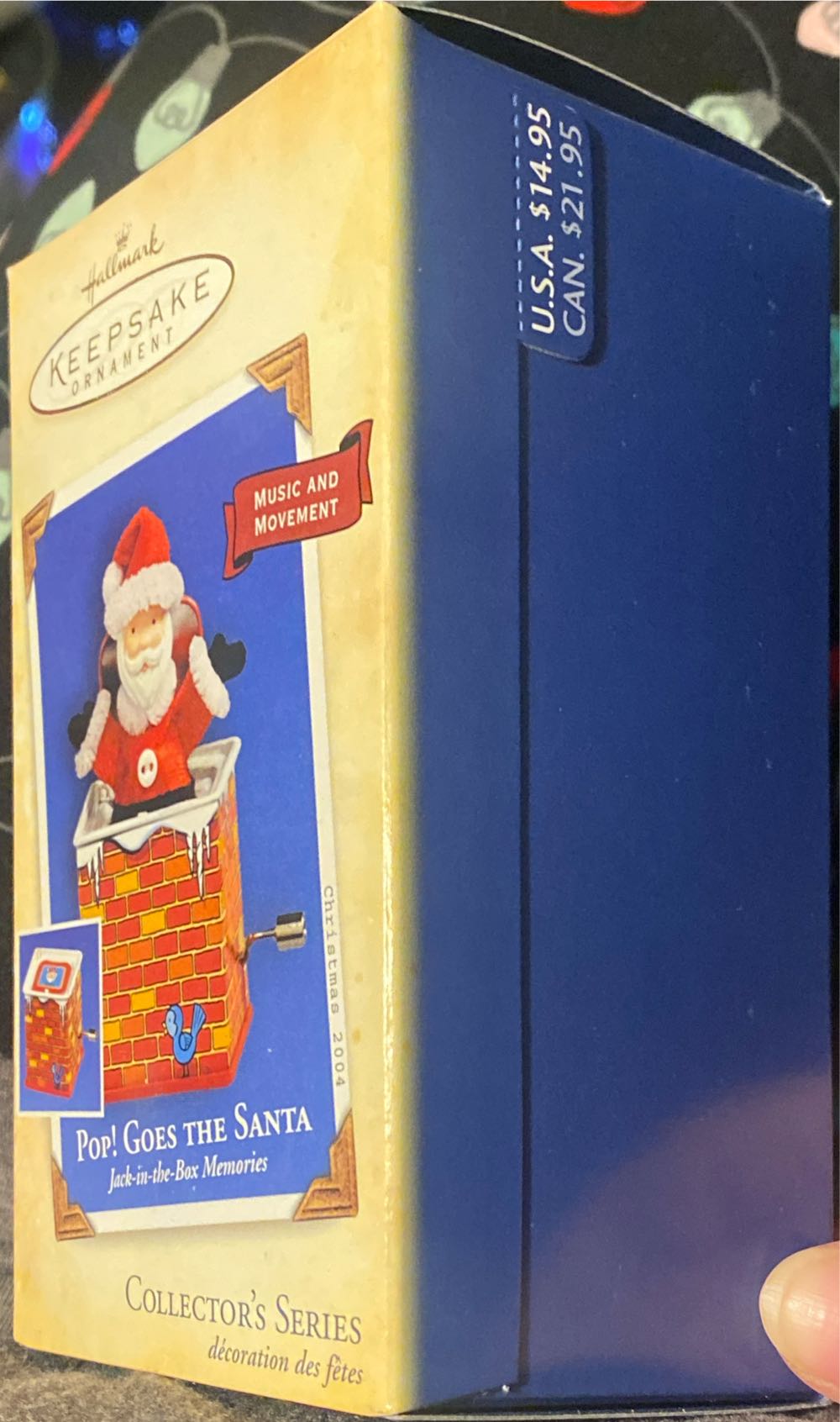 Pop! Goes the Santa #2 - Jack-in-the-Box Memories (Jack -In-the-Box Memories) ornament collectible [Barcode 015012791242] - Main Image 4