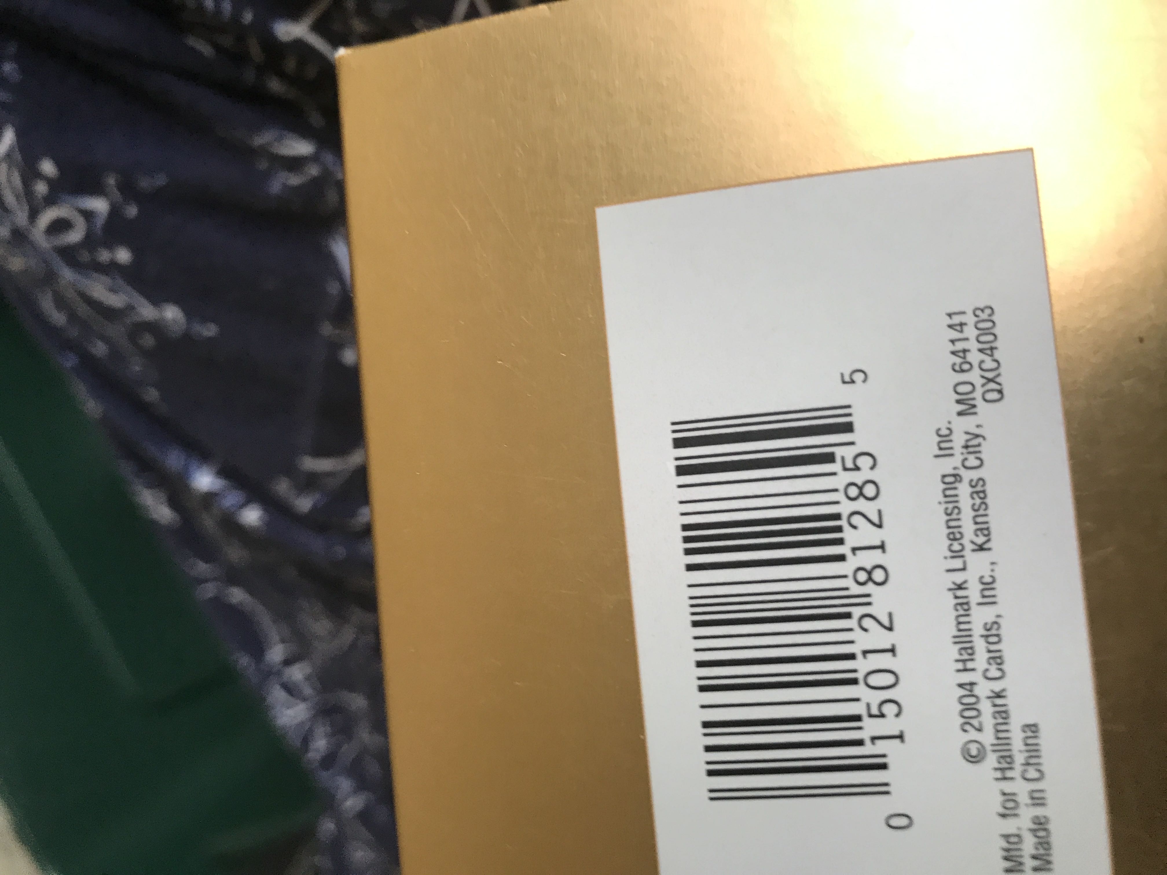 Christmas Window 2004 - Christmas Window (Christmas Window KOC) ornament collectible [Barcode 015012812855] - Main Image 3