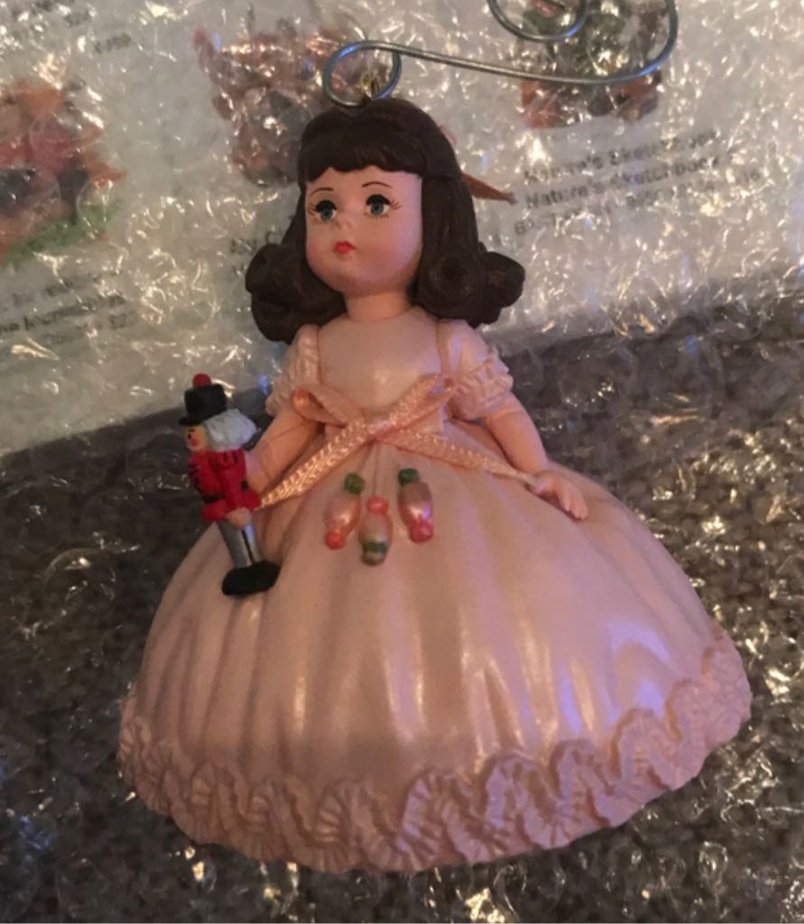 #9 Dancing Clara #9 - Madame Alexander (Madame Alexander) ornament collectible [Barcode 015012815290] - Main Image 2