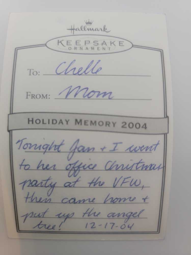 Mary’s Angels #17 - Sweet Pea 2004 - Mary’s Angels (Mary’s Angels) ornament collectible [Barcode 015012815979] - Main Image 4