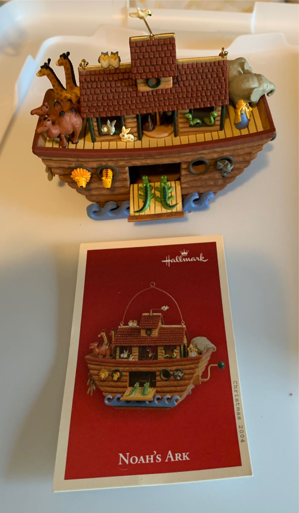 2004 Noah’s Ark - Noah’s Ark (Noah’s Ark) ornament collectible [Barcode 015012816037] - Main Image 3
