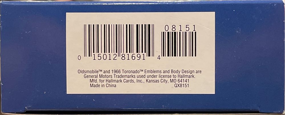 Classic American Cars - 2004 - #14 - 1966 Oldsmobile Toronado Coupe - Classic American Cars (Cars) ornament collectible [Barcode 015012816914] - Main Image 3