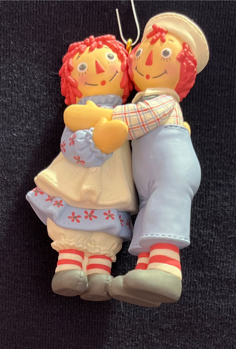 Holiday Hug  ornament collectible [Barcode 015012817898] - Main Image 3