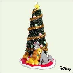 Christmas With the Family - Disney Lady And The Tramp (Walt Disney Productions) ornament collectible [Barcode 015012851915] - Main Image 2