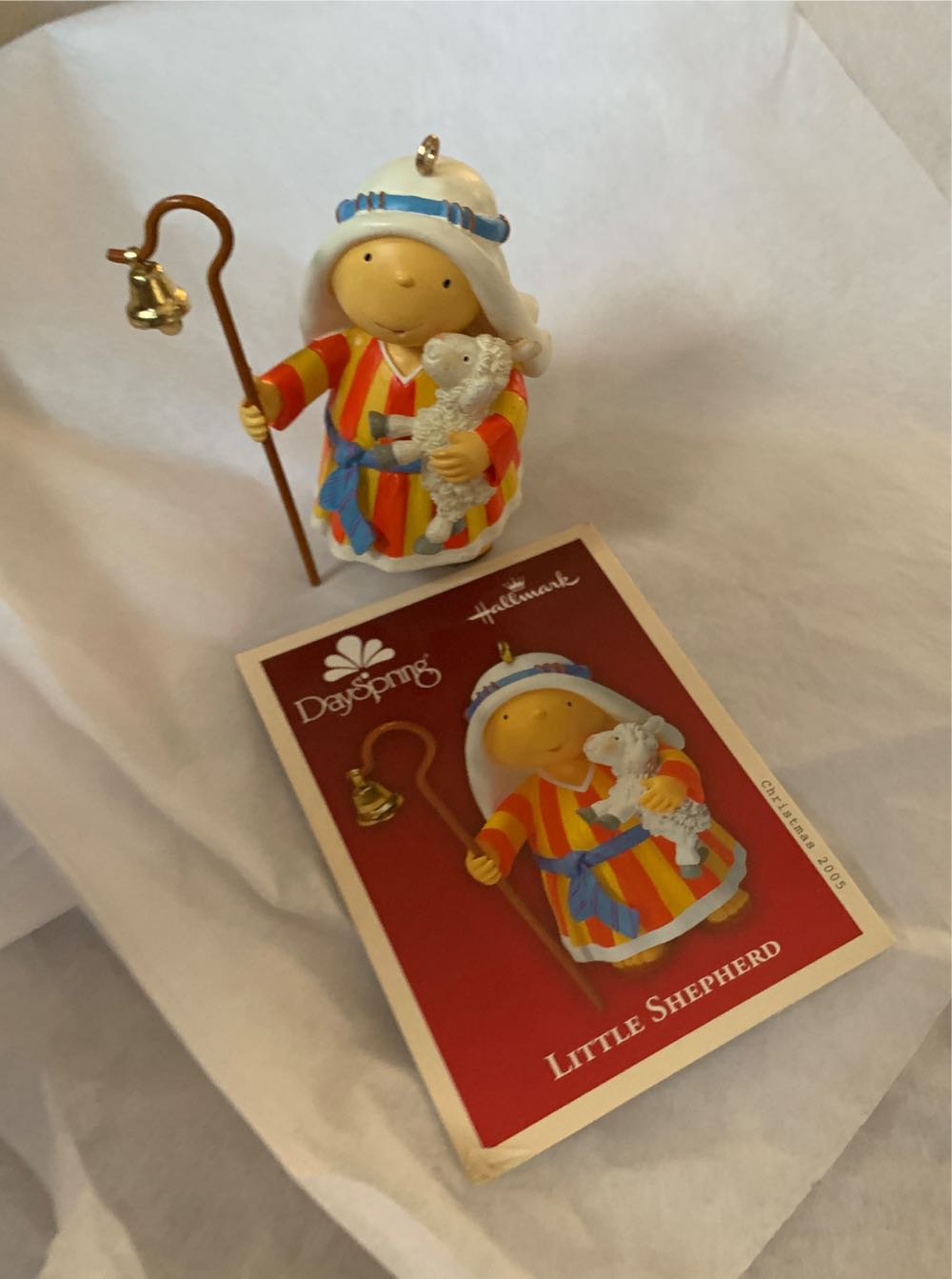 Little Shepherd  - Nativity (DaySpring) ornament collectible [Barcode 015012858365] - Main Image 3