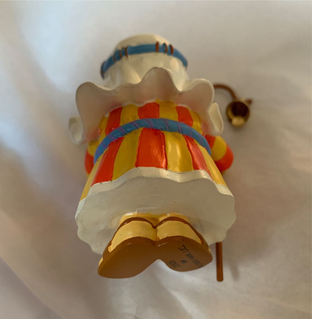 Little Shepherd  - Nativity (DaySpring) ornament collectible [Barcode 015012858365] - Main Image 4