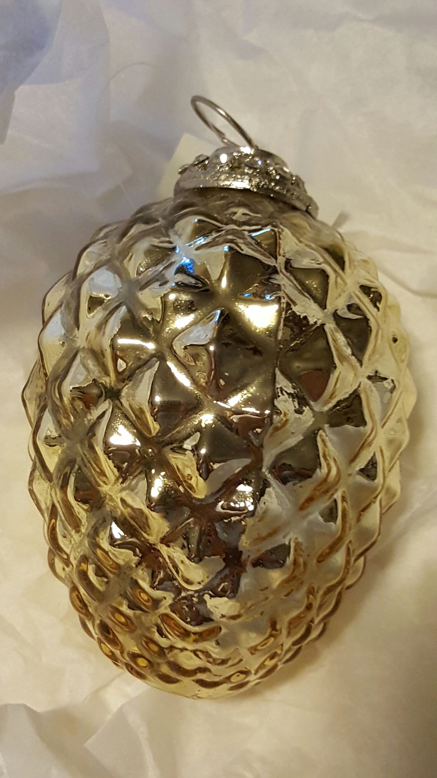 Gold Acorn - Acorn (Botanical) ornament collectible [Barcode 009317112390] - Main Image 1