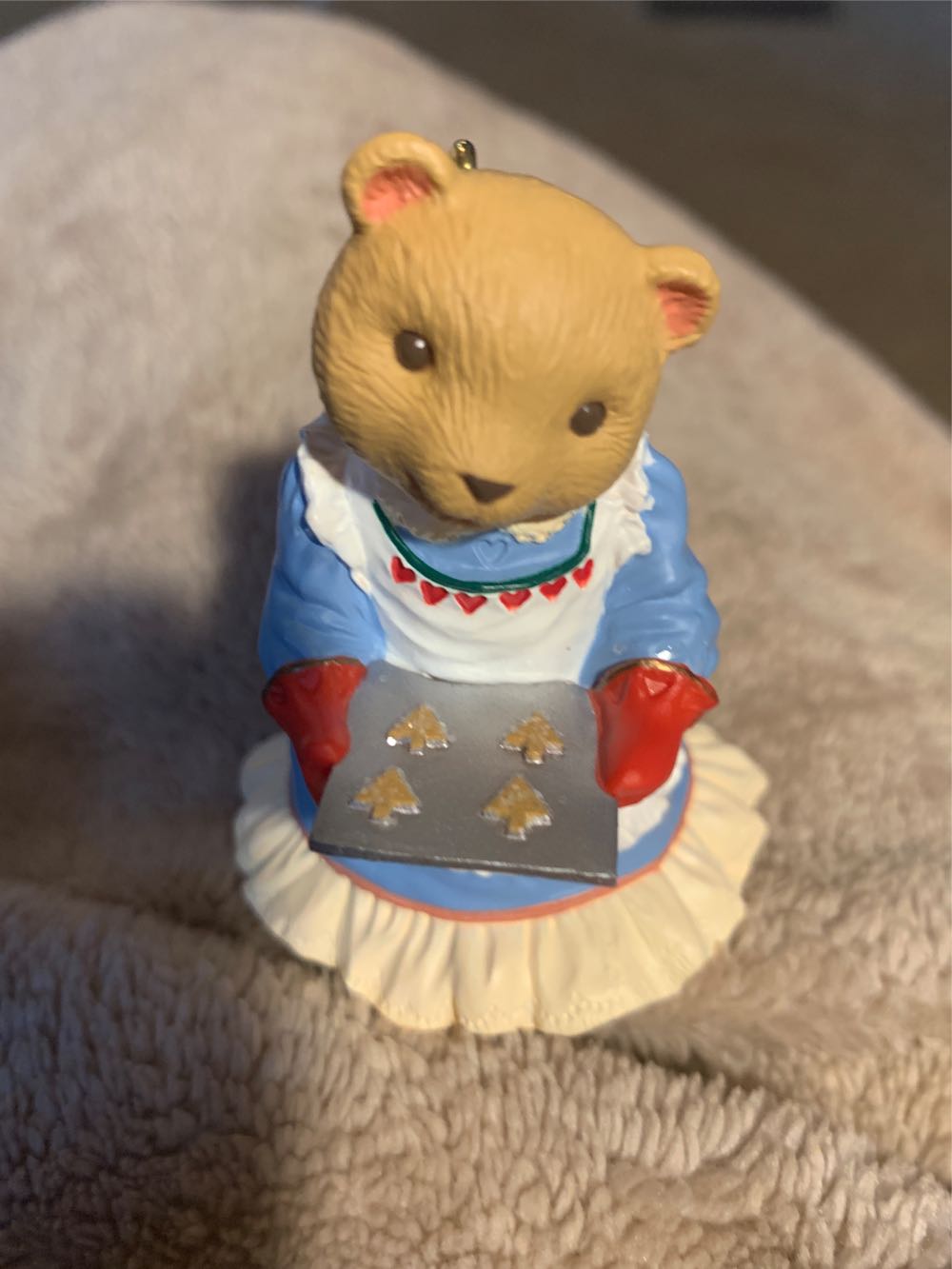 TB#2 - Mama Bearinger - The Bearingers (The Bearingers Of Victoria Circle) ornament collectible [Barcode 015012135541] - Main Image 3