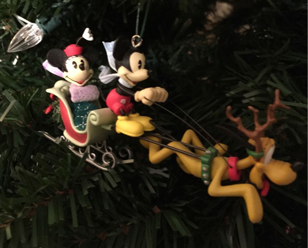 Disney Mickey, Minnie & Pluto Sleigh Ride - Disney Mickey and Friends (Mickey, Minnie And Pluto) ornament collectible [Barcode 015012919875] - Main Image 2