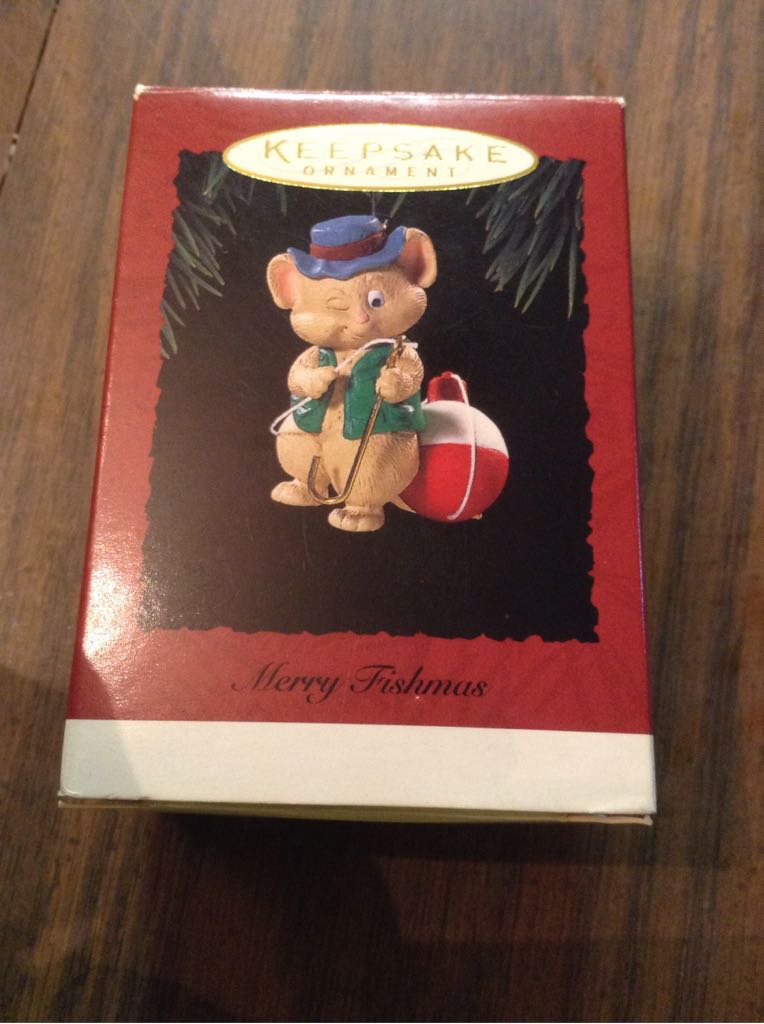 Merry Fishmus - Hallmark Keepsake ornament collectible [Barcode 015012138399] - Main Image 1