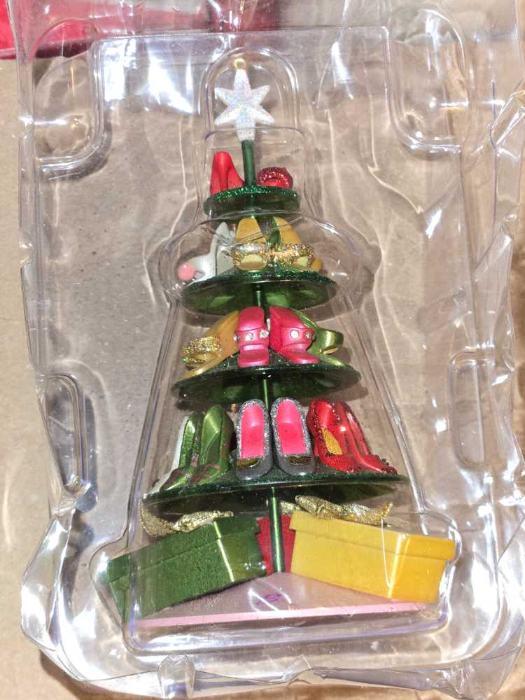 Barbie: Barbie Shoe Tree - Barbie (Barbie) ornament collectible [Barcode 015012930429] - Main Image 4