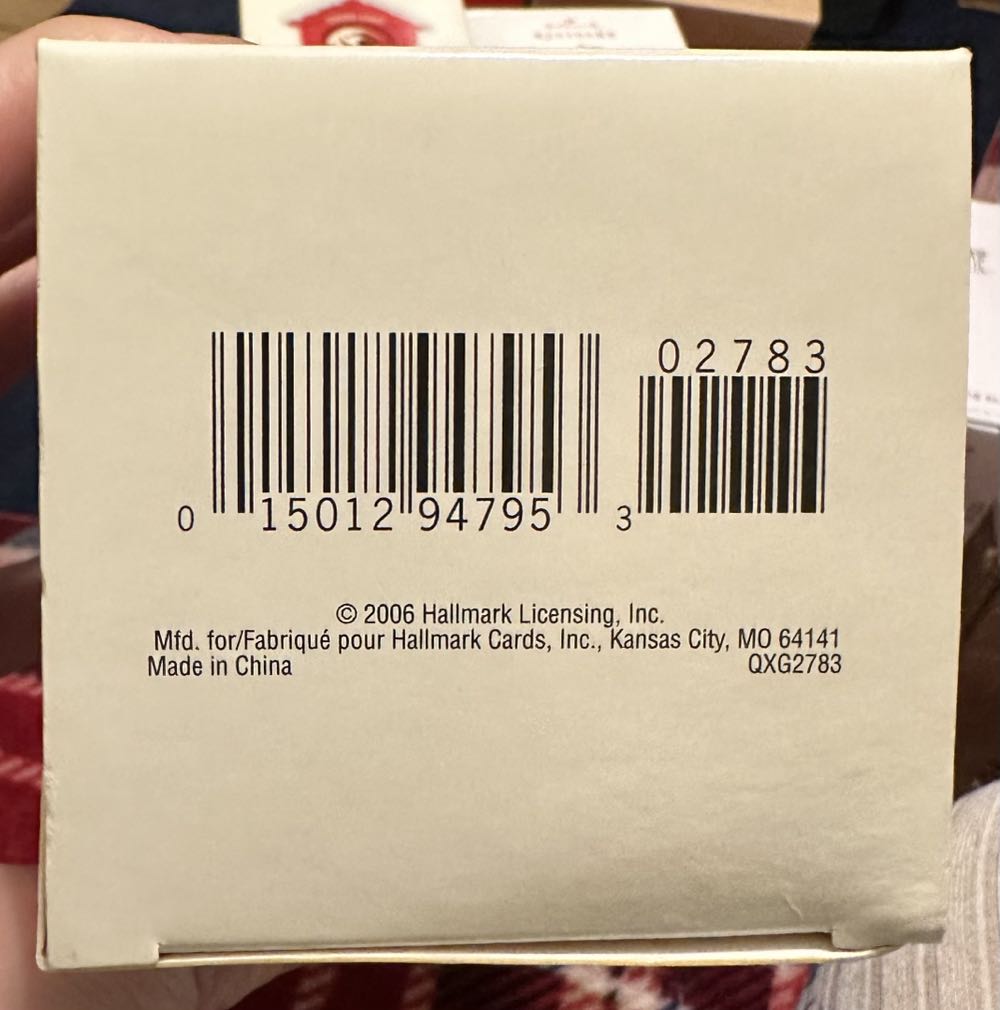 Looking for Santa - Christmas Windows (Looking for Santa) ornament collectible [Barcode 015012947953] - Main Image 3