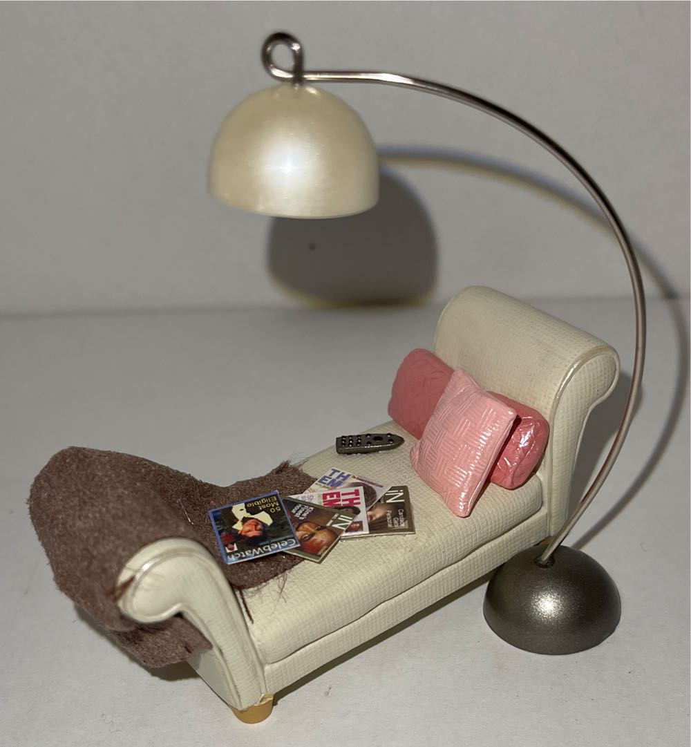 Celebrity Style - Home Decorations (Furniture) ornament collectible [Barcode 015012954180] - Main Image 4