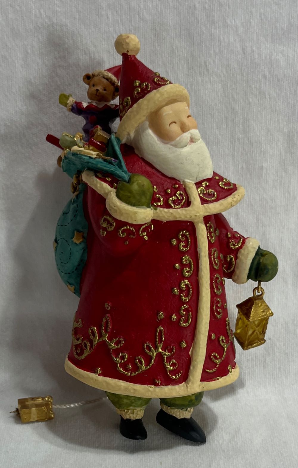 Santa - Yuletide Treasures (Yuletide Treasures) ornament collectible [Barcode 015012958027] - Main Image 3