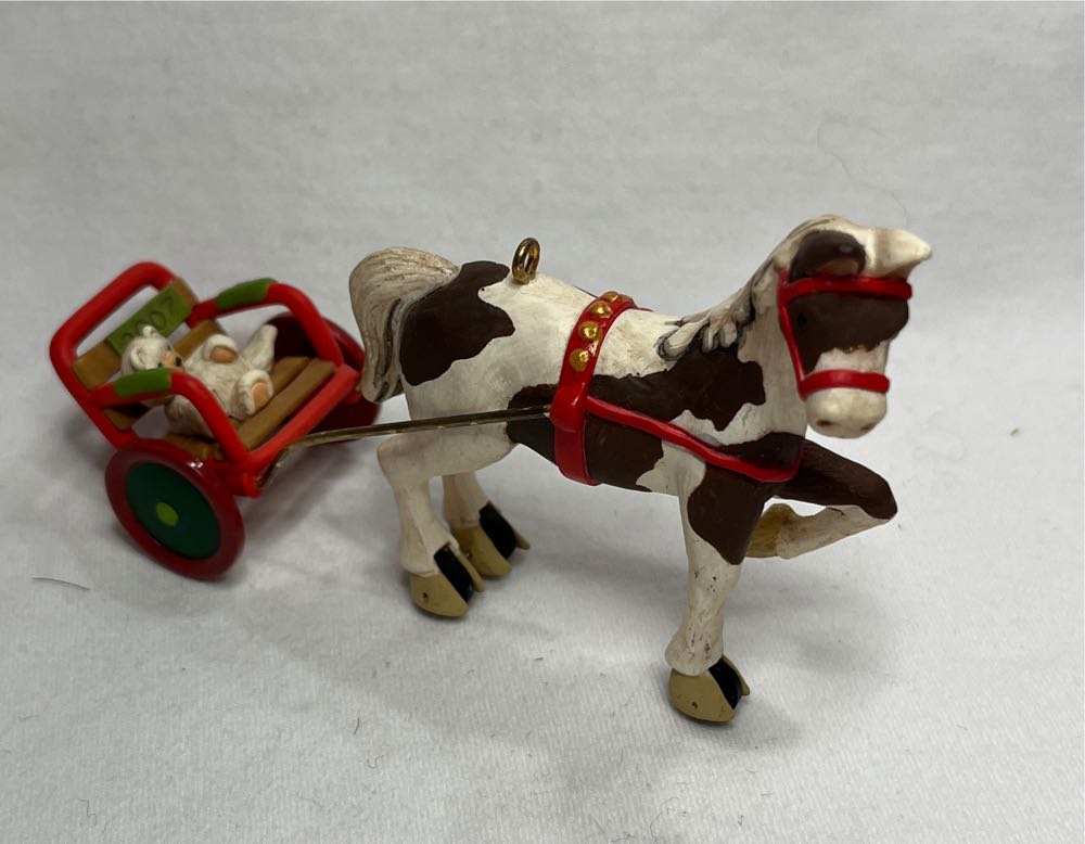 A Pony For Christmas #10 (2007) 🐶 - A Pony For Christmas (Ponies) ornament collectible [Barcode 015012975383] - Main Image 3