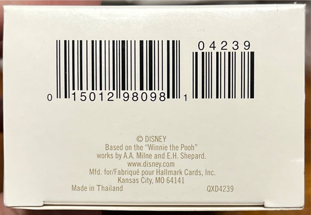 Sweet Christmas Smackererls - Winnie the Pooh (Disney) ornament collectible [Barcode 015012980981] - Main Image 3