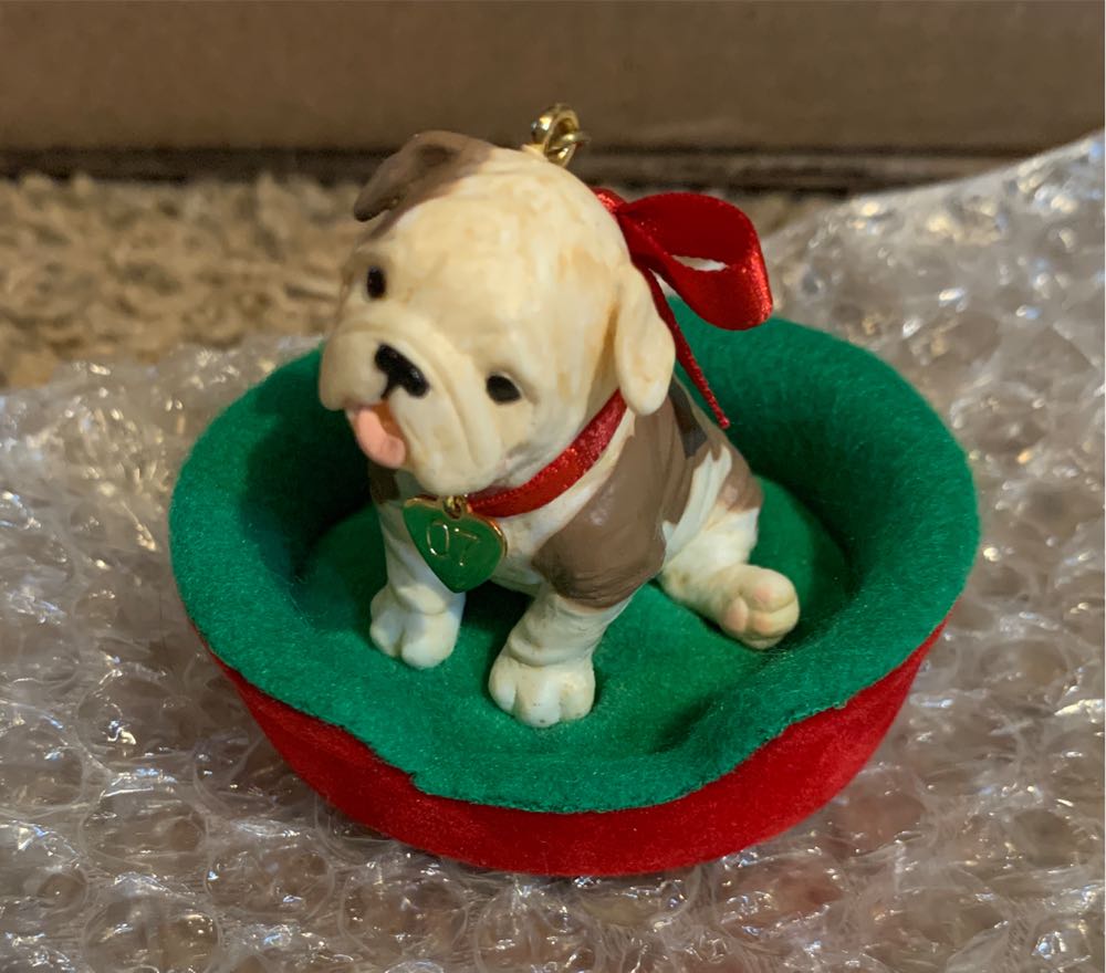 Puppy Love #17 - Bulldog - Puppy Love (Dogs) ornament collectible [Barcode 015012981148] - Main Image 3
