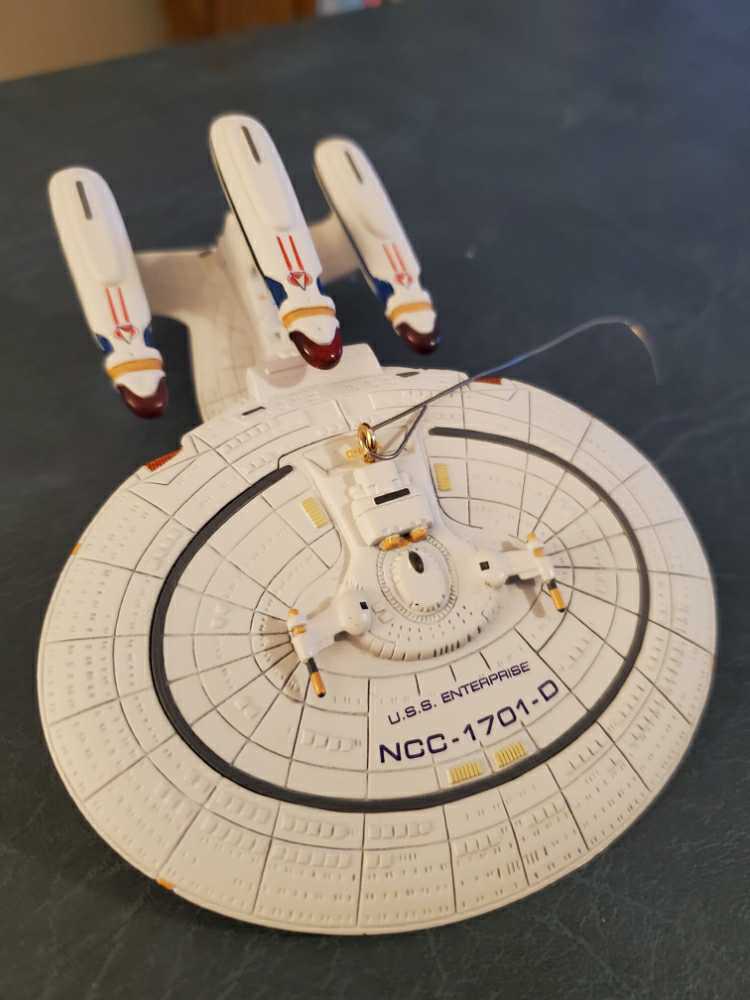 Future U.S.S. Enterprise - Star Trek: The Next Generation (Star Trek) ornament collectible [Barcode 015012985108] - Main Image 3