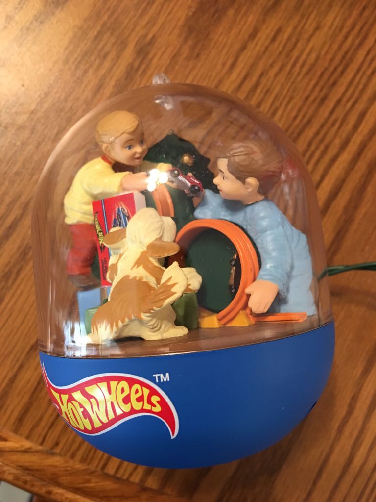 Miniature Snow Cozy #1 (2002) 🐶🐻