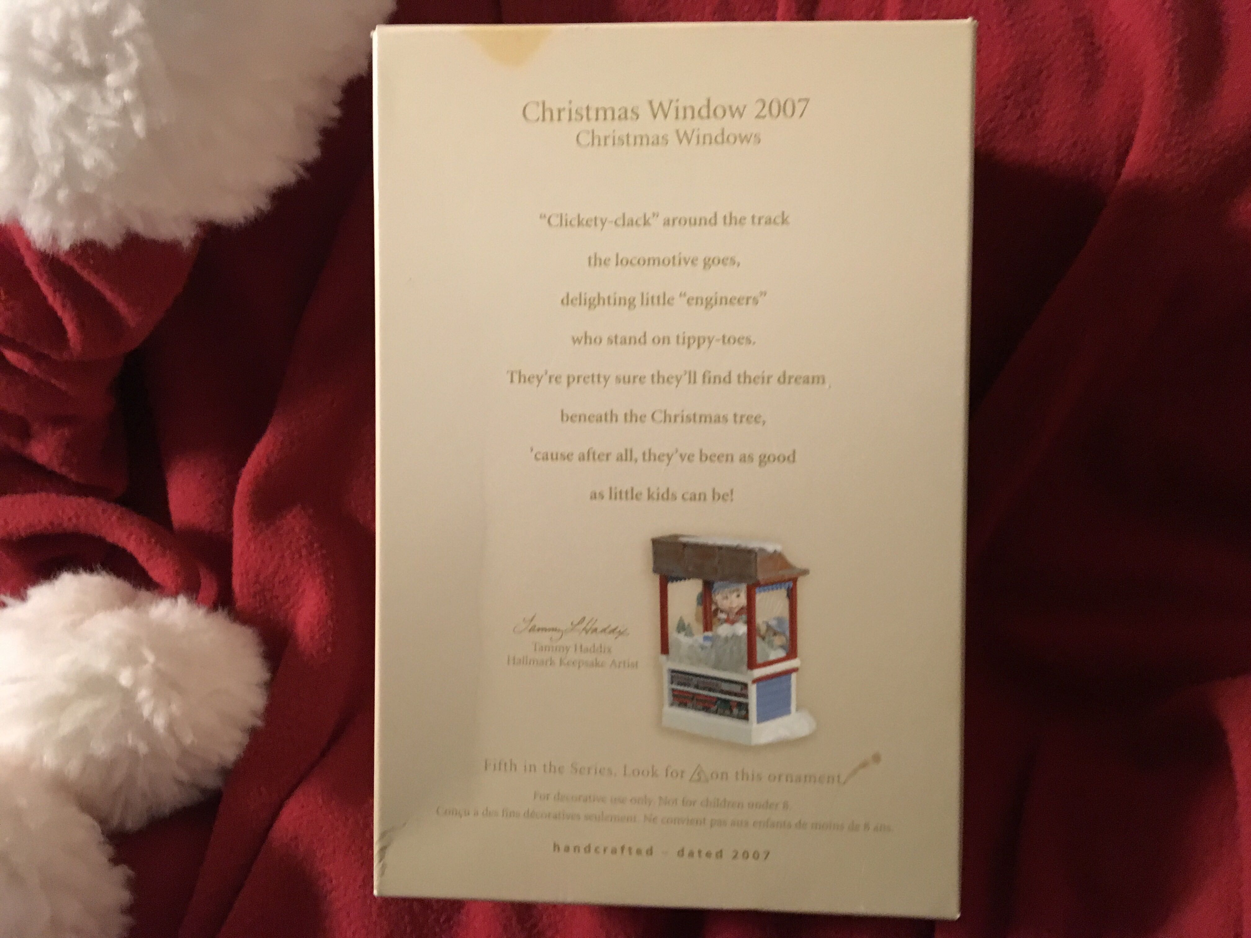 Christmas Window 2007 #5 - Christmas Windows (Whistle Stop Train Shop) ornament collectible [Barcode 015012986532] - Main Image 2