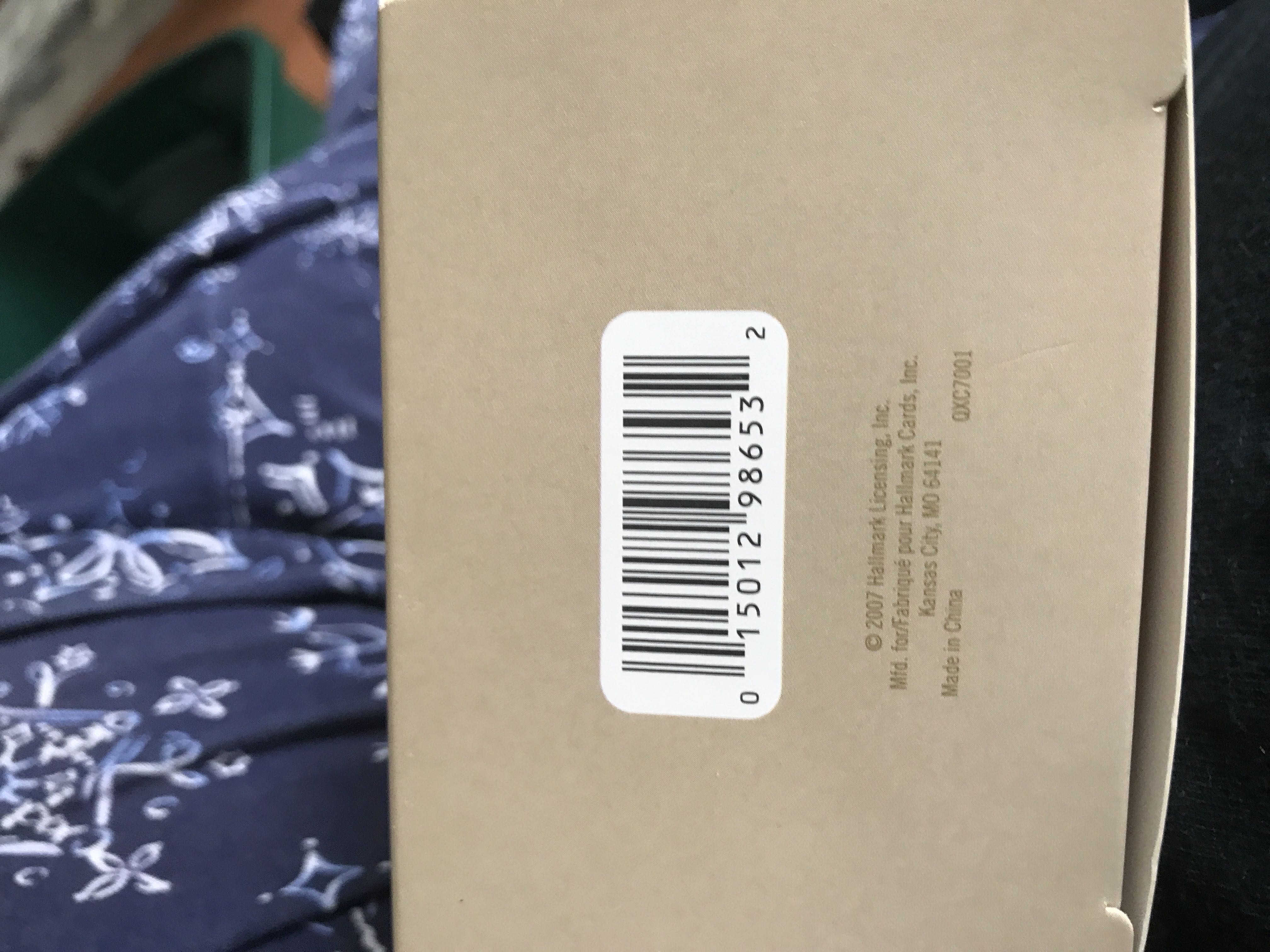 Christmas Window 2007 #5 - Christmas Windows (Whistle Stop Train Shop) ornament collectible [Barcode 015012986532] - Main Image 3