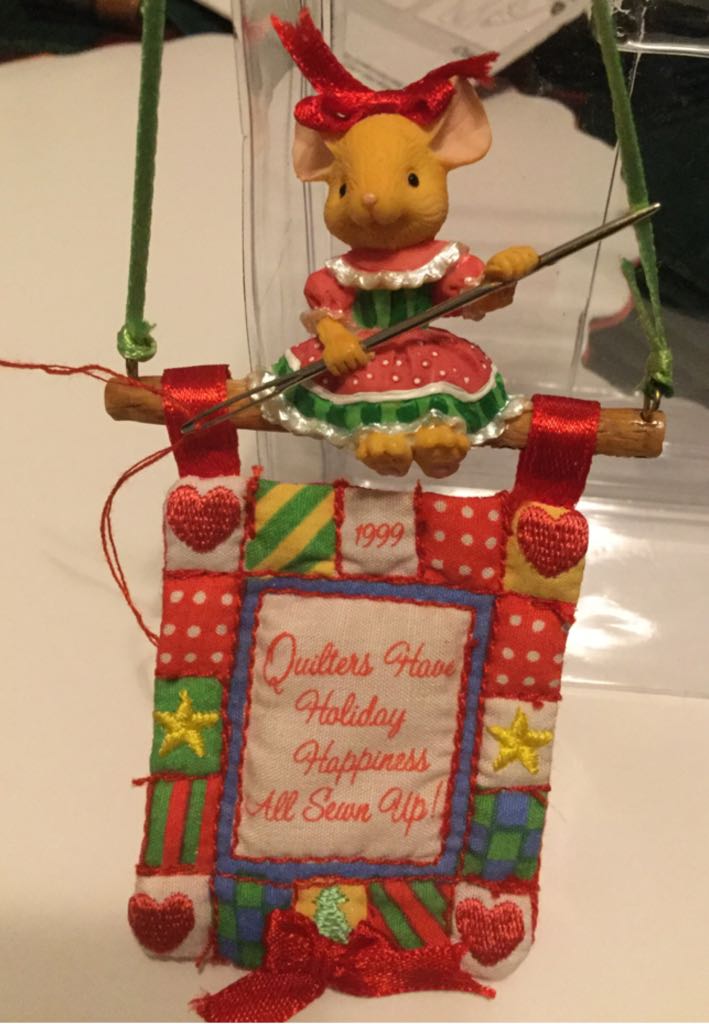 Precious Patchwork  ornament collectible [Barcode 018100513689] - Main Image 2