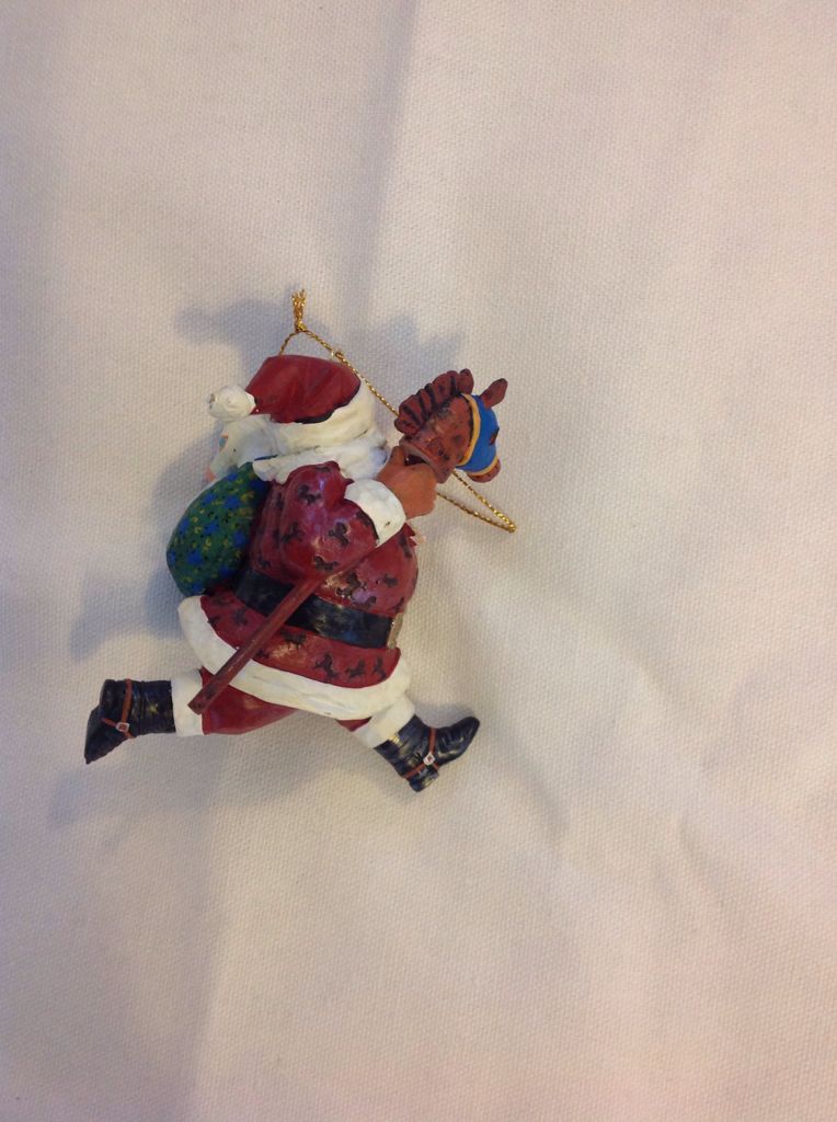 Strolling Santa   (Breyer Horse) ornament collectible [Barcode 019756709105] - Main Image 2