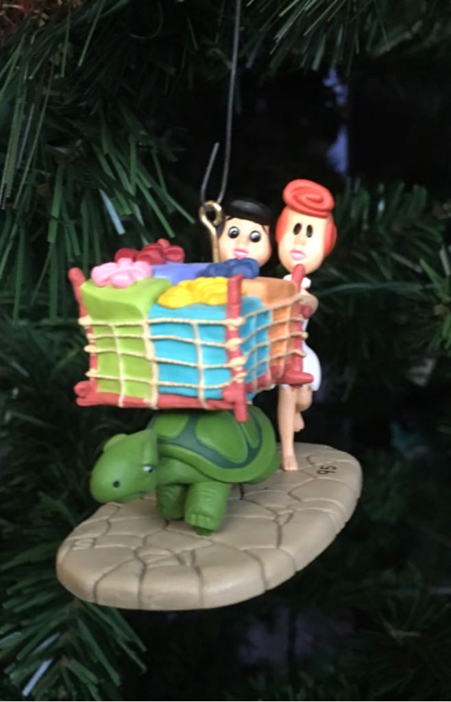 Betty And Wilma - The Flintstones (Flinstones) ornament collectible [Barcode 015012176810] - Main Image 2