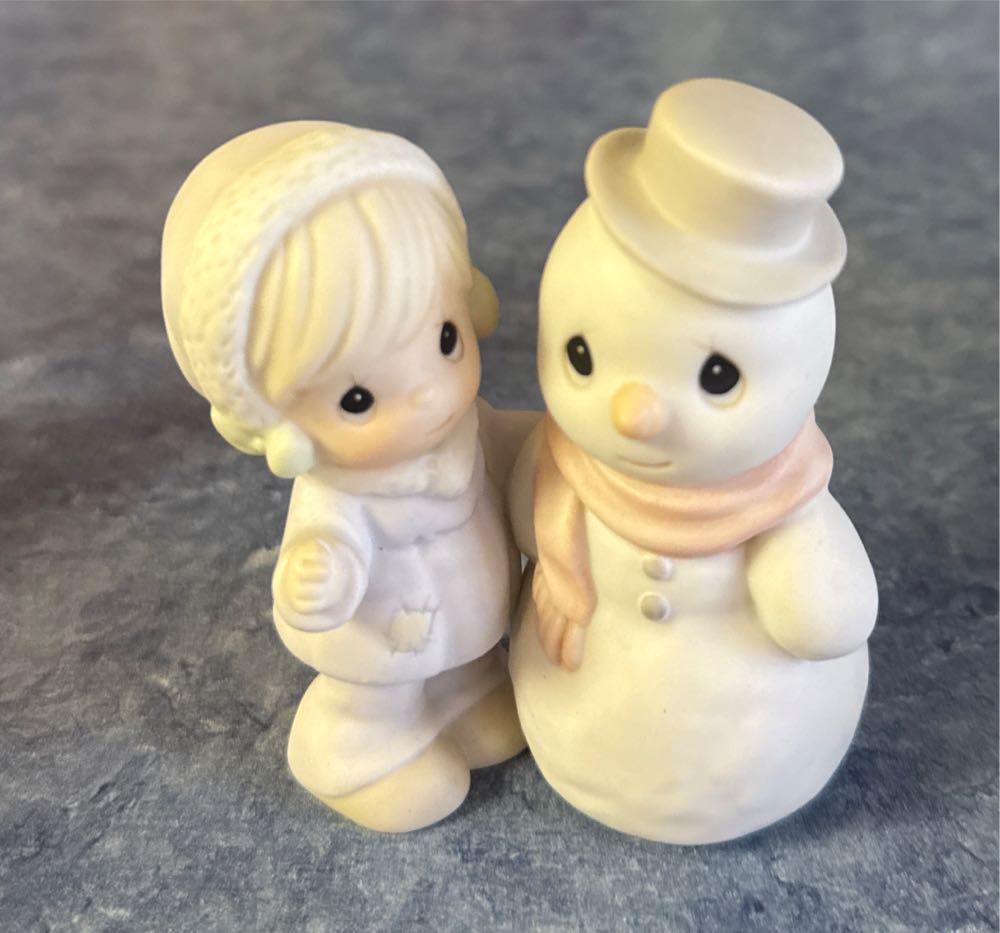 PM Sugar Town Katy Lynne Girl with Showman - Sugar Town Precious Moments (Christmas Precious Moments Figurine) ornament collectible [Barcode 045544114479] - Main Image 3