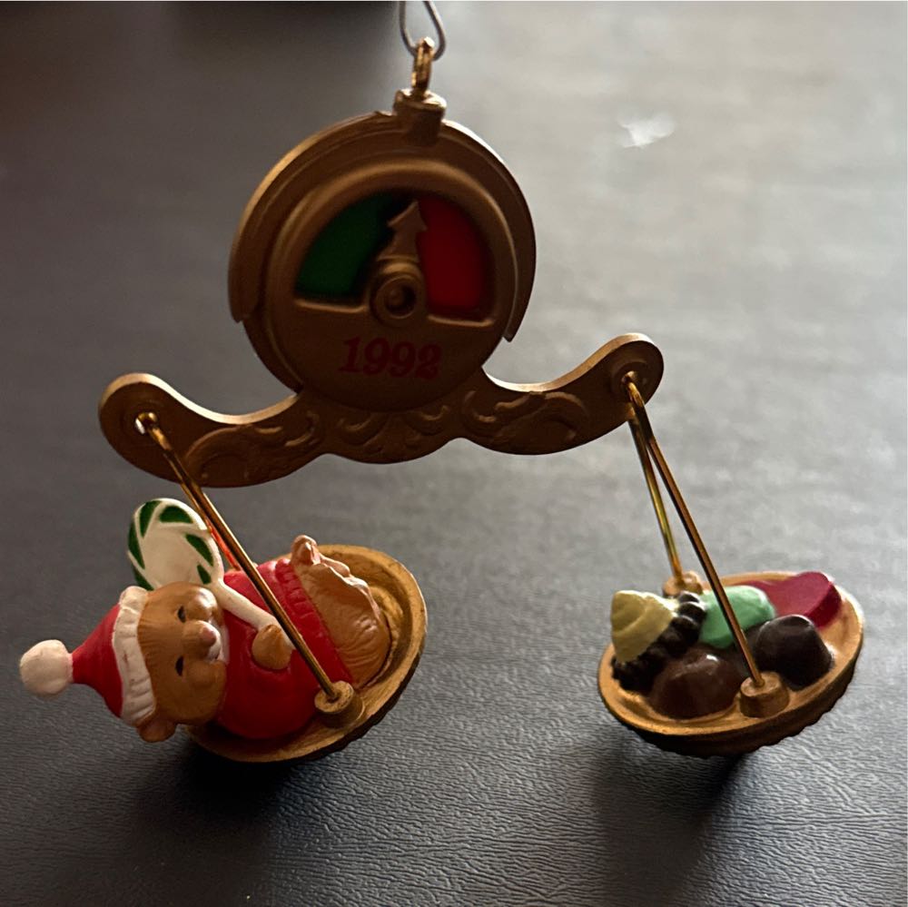 Fun on a Big Scale - Keepsake Ornament (Hamster, Scale) ornament collectible [Barcode 070000027468] - Main Image 4