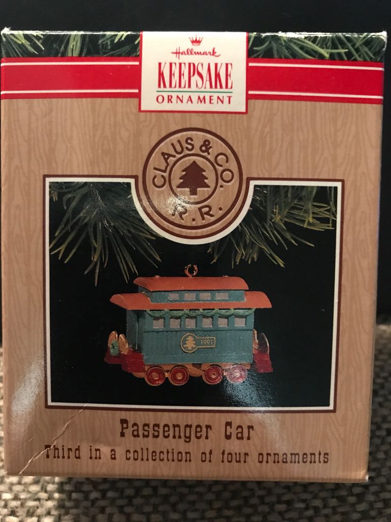 Green Bird House W/Brushes