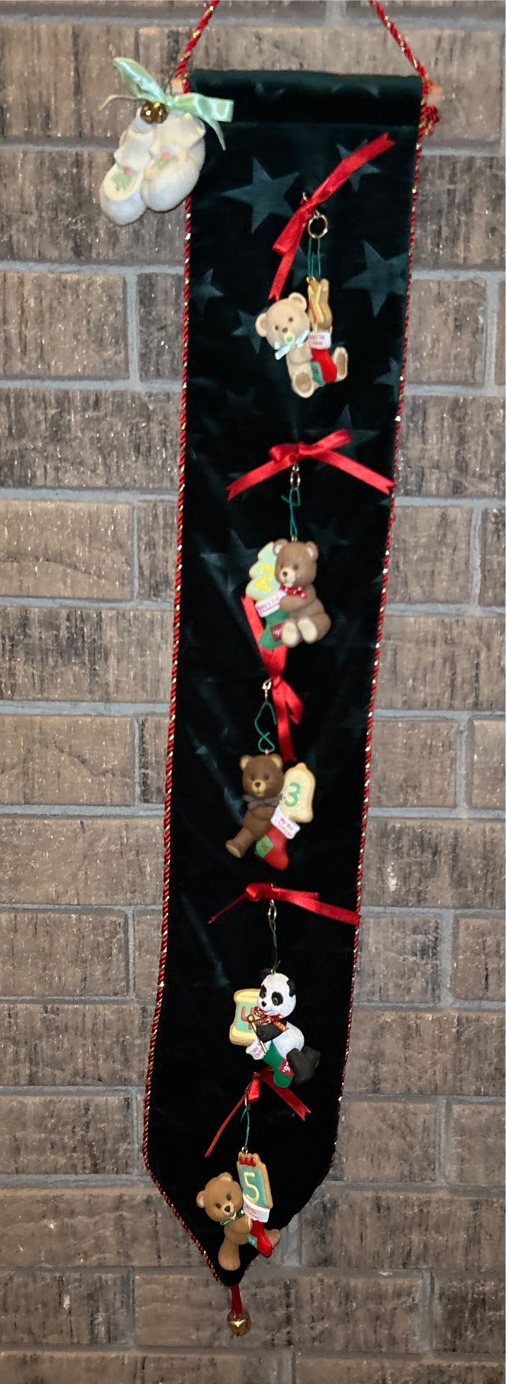 Child’s Fifth Christmas  ornament collectible [Barcode 015012213713] - Main Image 2