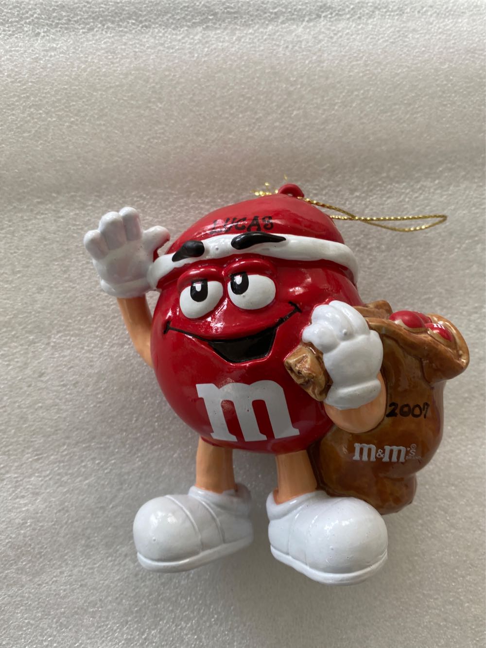 M&M’s- Red  (M&M’s) ornament collectible [Barcode 086131046247] - Main Image 2