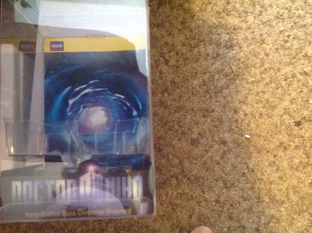 Disney Goofy Helps Out