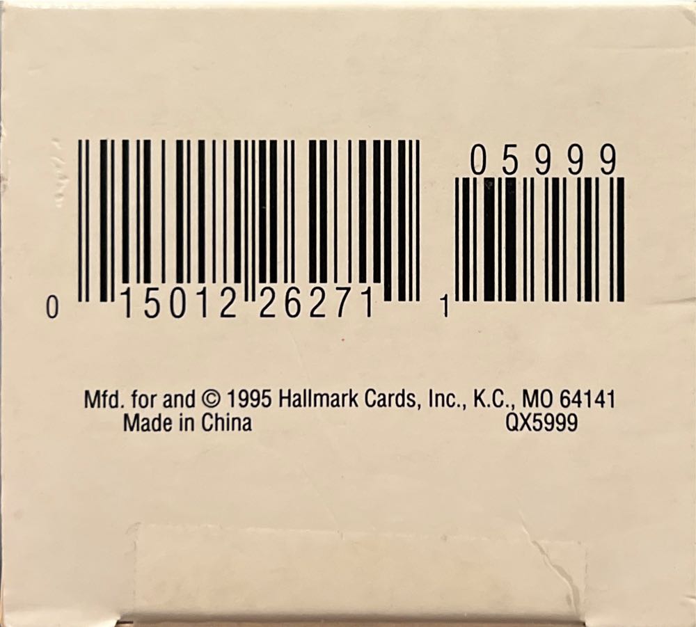 Cows of Bali - Cow (International) ornament collectible [Barcode 015012262711] - Main Image 4