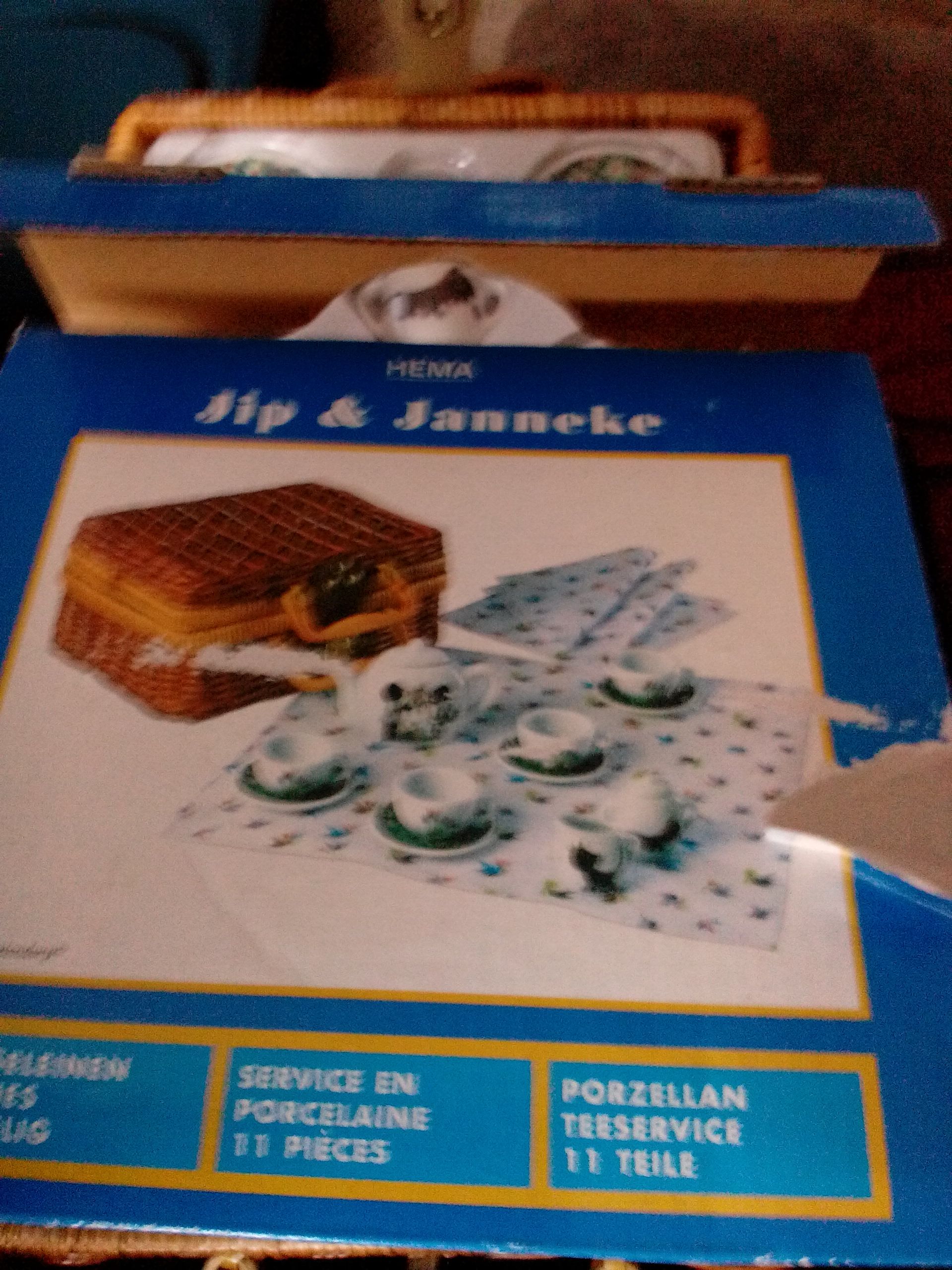 Jip & Janneke Small Camping Tea Set  (Tea Set) ornament collectible [Barcode 2069915099996] - Main Image 2