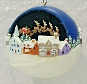 Over The Rooftops - Magic Sound & Light (MAGIC: Light) ornament collectible [Barcode 015012279573] - Main Image 2
