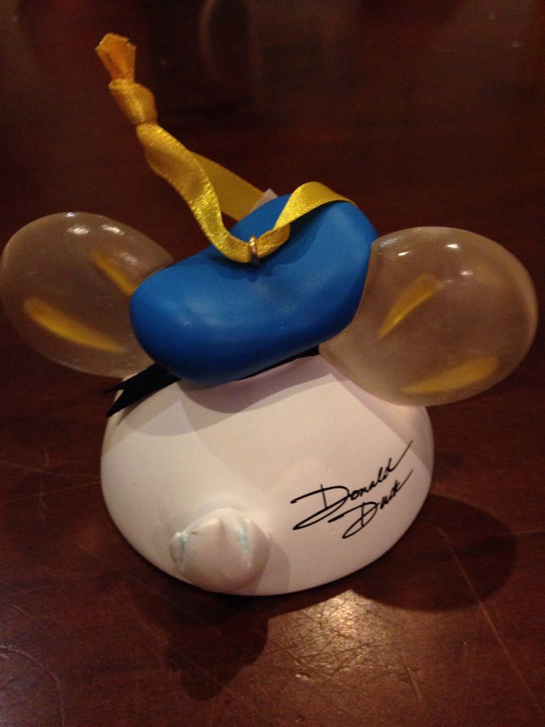 Donald Duck Ear Hat Ornament Disney - Disney Ear Hat ornament collectible [Barcode 400006477507] - Main Image 2
