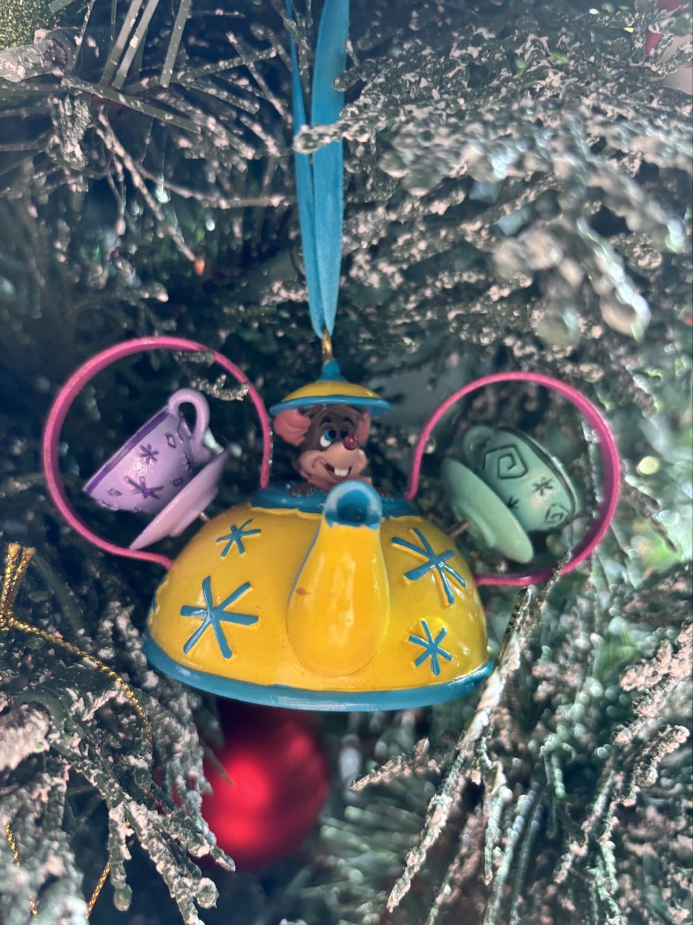 Mad Tea Party Ear Hat Ornament Disney - Disney Ear Hat ornament collectible [Barcode 400007298910] - Main Image 3