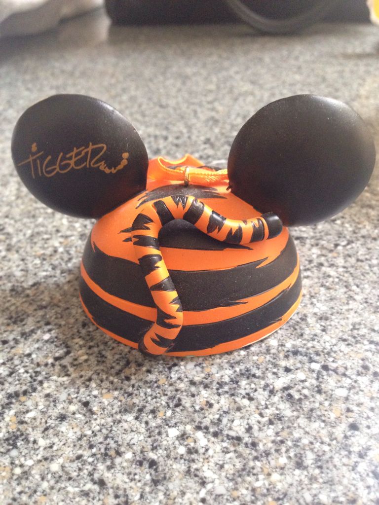 Tigger Ear Hat Ornament Disney - Disney Ear Hat ornament collectible [Barcode 400007303751] - Main Image 2