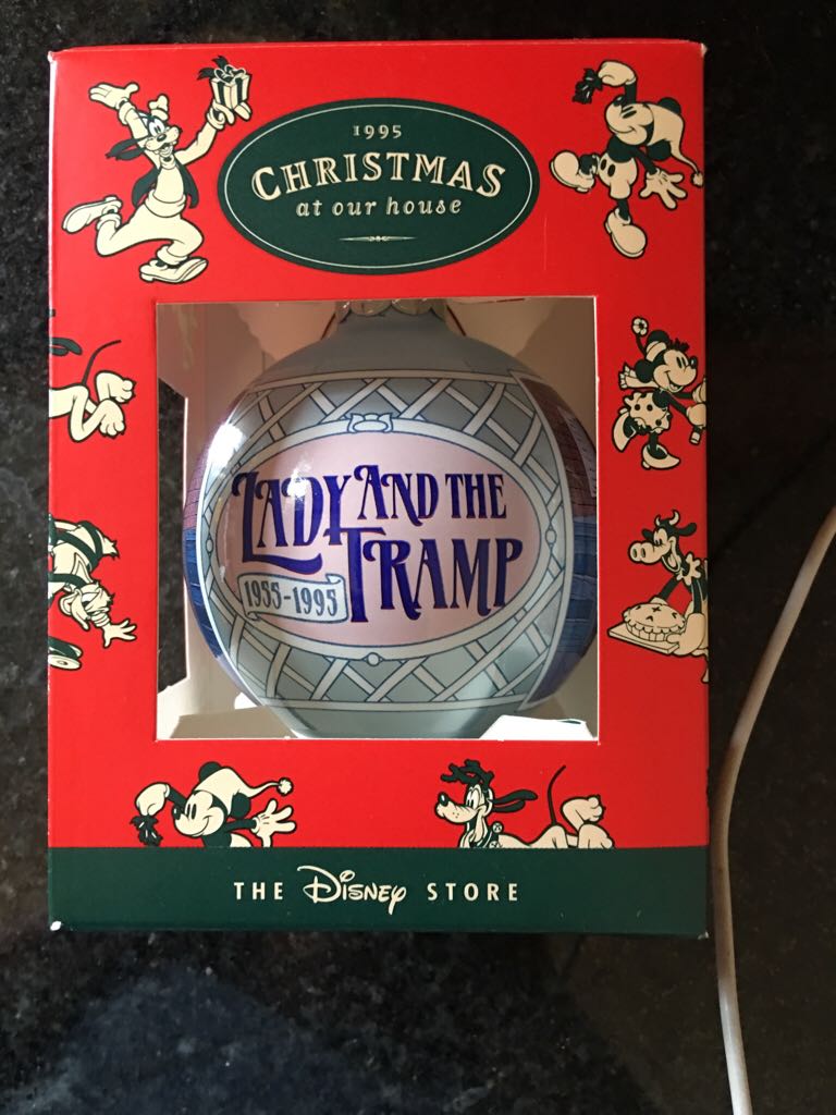Lady And The Tramp 1955-1995 - Christmas At Our House ornament collectible [Barcode 417035420923] - Main Image 2