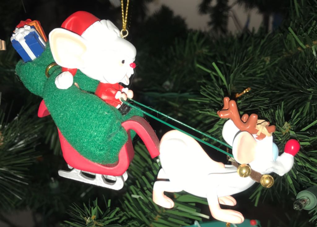 Pinky and the Brain sleigh - Pinky And The Brain (Pinky And The Brain) ornament collectible [Barcode 447010157001] - Main Image 2