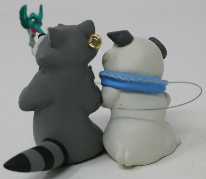 Percy, Flit and Meeko - Pocahontas (Disney) ornament collectible [Barcode 015012303612] - Main Image 3