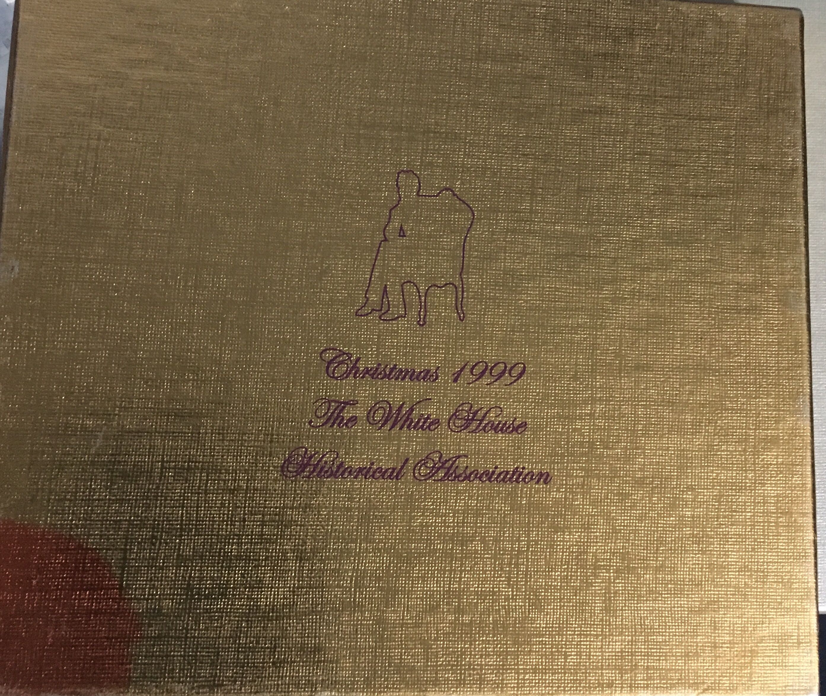 White House - 1999 - Abraham Lincoln - White House Christmas Ornament (Abraham Lincoln) ornament collectible [Barcode 634228290853] - Main Image 2