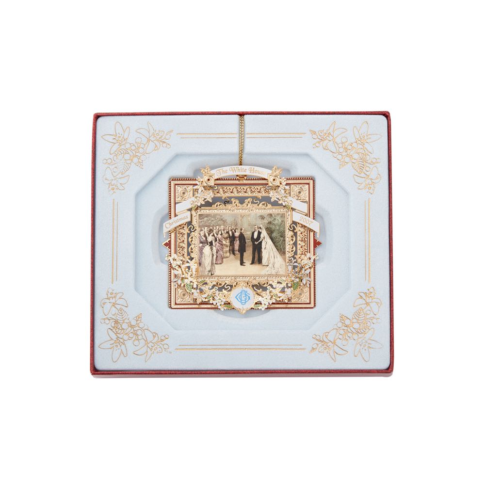 White House Christmas Ornament 2007 - White House Christmas Ornament (Grover Cleveland) ornament collectible [Barcode 634228395732] - Main Image 4